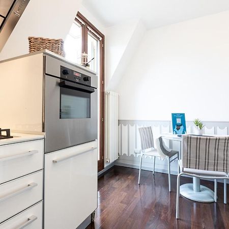 Sempione Split-Level Terrace Apartment - Top Collection ميلان المظهر الخارجي الصورة