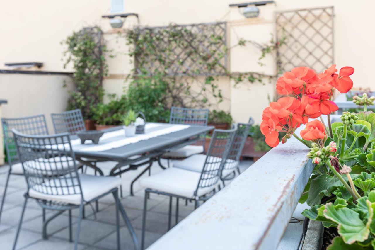 Sempione Split-Level Terrace Apartment - Top Collection ميلان المظهر الخارجي الصورة
