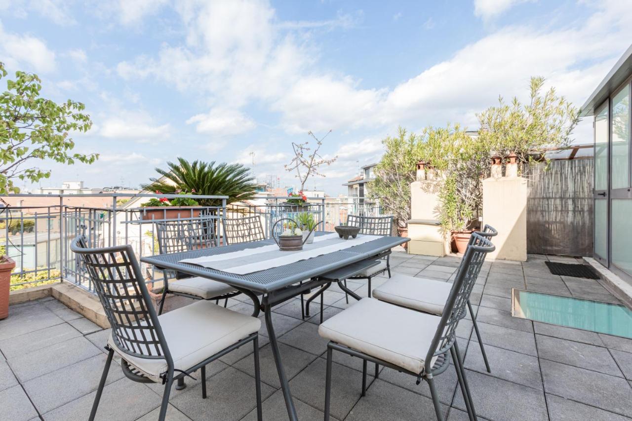Sempione Split-Level Terrace Apartment - Top Collection ميلان المظهر الخارجي الصورة